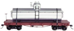 Bachmann Unlettered - Silver - Tank Car (On30)