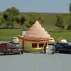 Bachmann Ice Cream Stand - Chocolate Roadside U.S.A® Building (N)